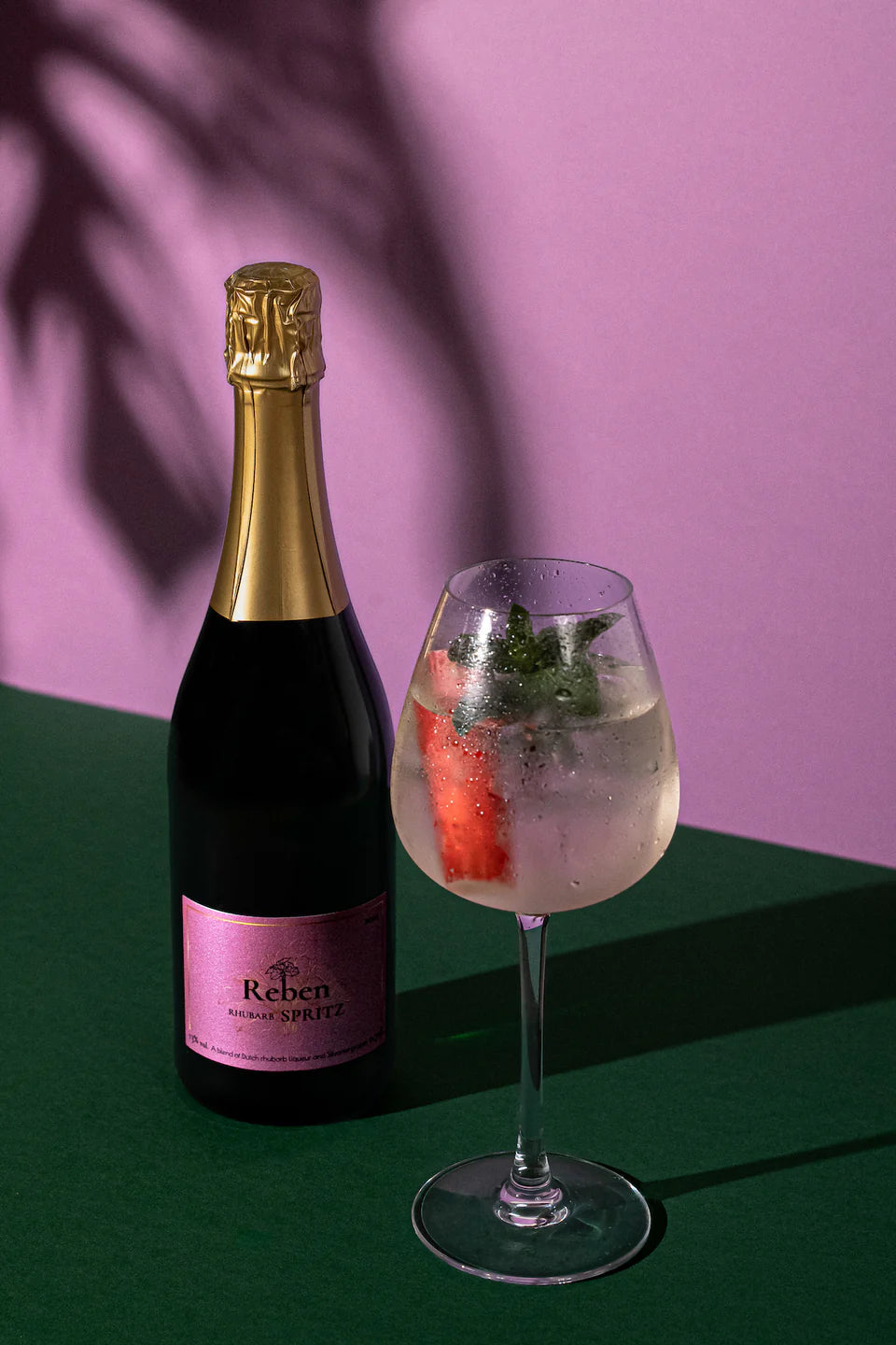 Reben Rhubarb Spritz